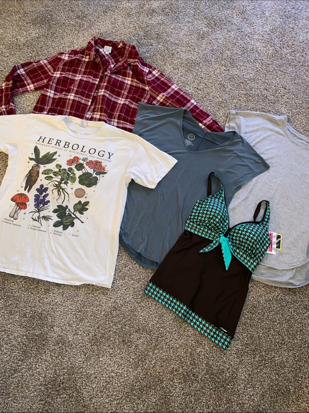 🖤 Women’s Size Large Bundle- Flannel, T-Shirt, & Swim
